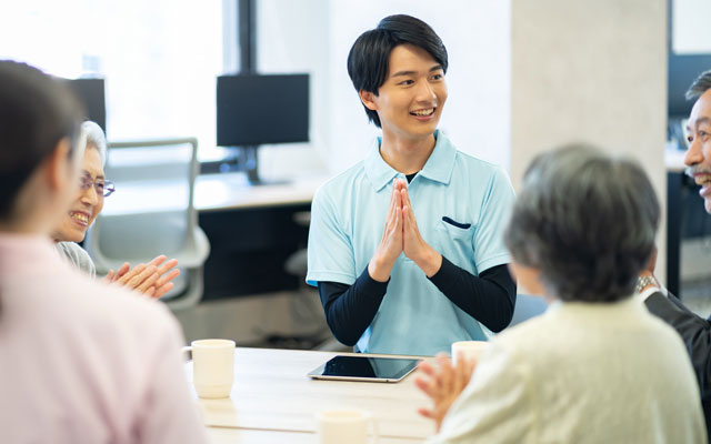 男性の介護職員は少ない