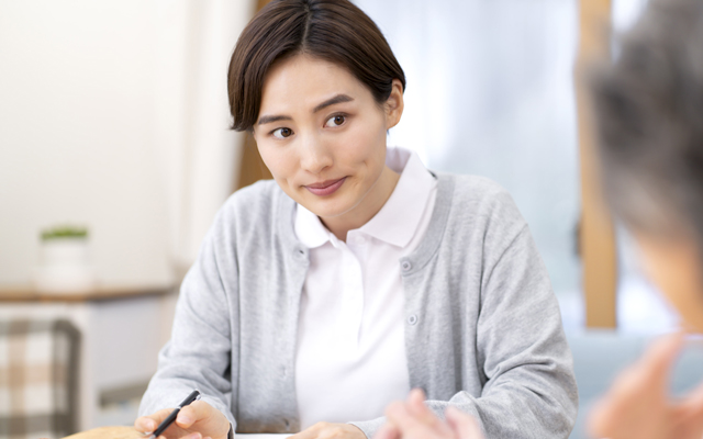 介護福祉士からケアマネージャーへ転職