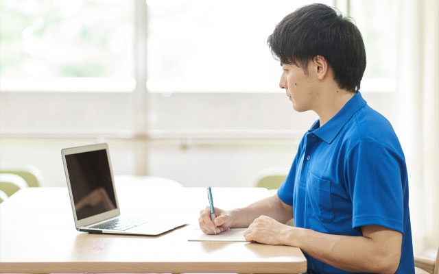 認知症介護基礎研修について
