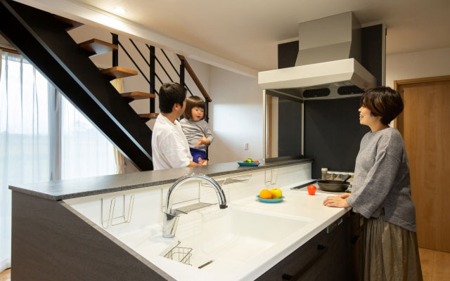 家族の理解を得て進める転職活動｜家族への相談がもたらす転職成功への道筋