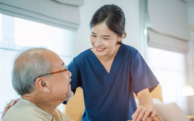 外国人材に長く働いてもらうために｜定着につながる受け入れの考え方