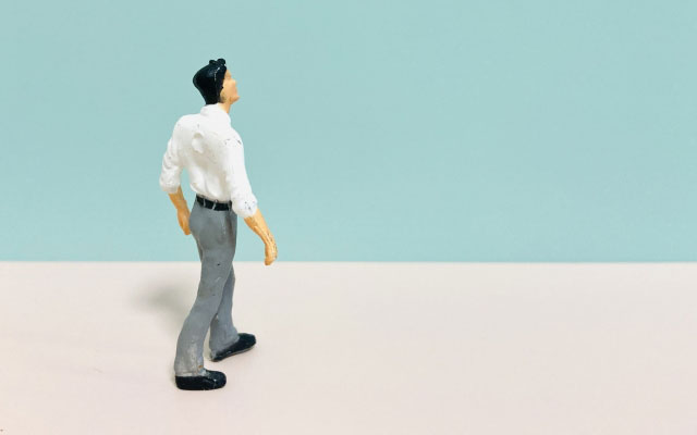 【クリニックの事務長】代行・内部昇格・採用の選択肢を考える